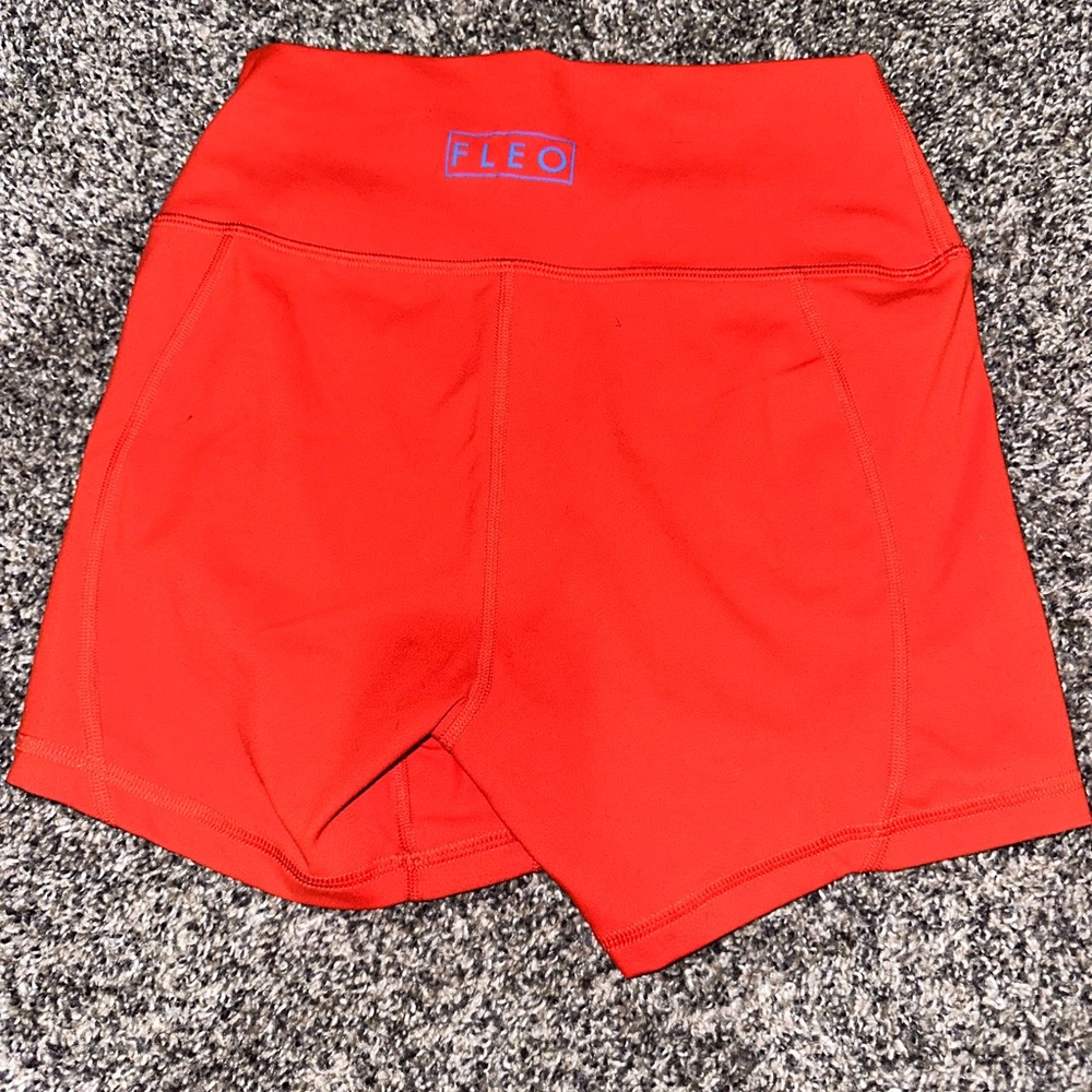 Fleo Shorts